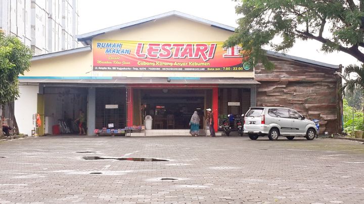 Rumah Makan Lestari Yogyakarta